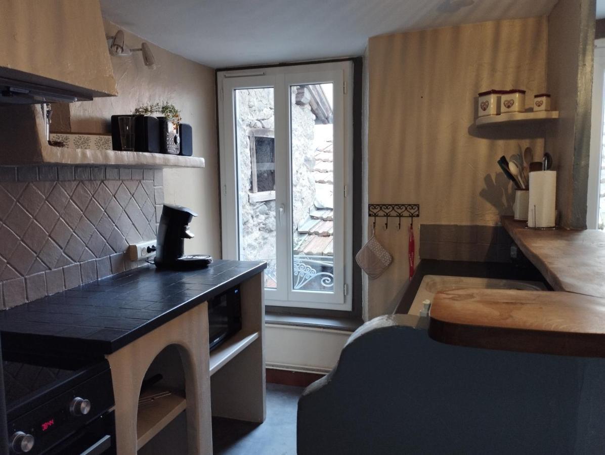 Maison De Village Dans Une Rue Calme Ax-les-Thermes Exterior foto
